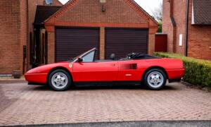 Image 2/42 of Ferrari Mondial T (1990)