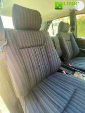 Bild 26/48 von Mercedes-Benz 200 E (1991)