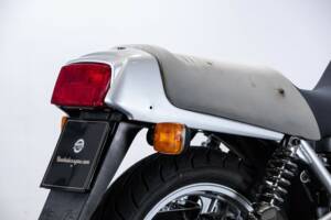 Afbeelding 16/35 van Suzuki GSX 1100 SZ Katana (1983)