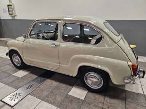Imagen 4/14 de FIAT 600 D (1967)