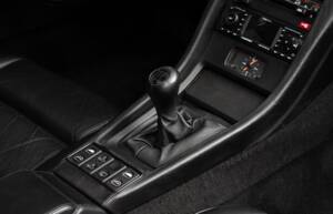 Image 22/43 of Porsche 928 GT (1991)