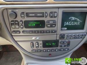 Imagen 17/39 de Jaguar S-Type 3.0 V6 (2000)