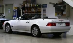 Image 6/27 of Mercedes-Benz SL 500 (1993)