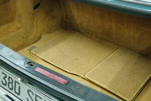 Bild 25/50 von Mercedes-Benz 380 SEC (1983)