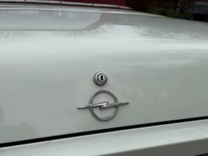 Image 5/16 de Opel Rekord 6 Deutsch (1965)