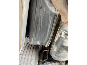 Bild 31/36 von Mercedes-Benz 500 E (1991)