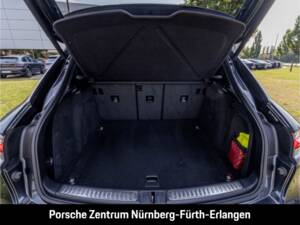 Bild 33/49 von Porsche Macan S (2022)