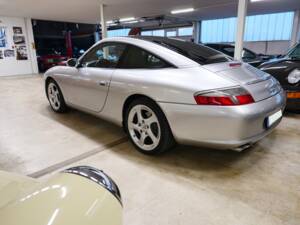 Image 7/16 of Porsche 911 Carrera (2004)