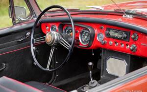Image 36/39 de MG MGB (1964)