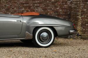Image 14/50 of Mercedes-Benz 190 SL (1960)