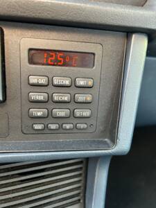 Bild 14/24 von BMW 635 CSi (1987)