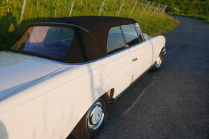 Bild 49/56 von Mercedes-Benz 220 SE b (1962)