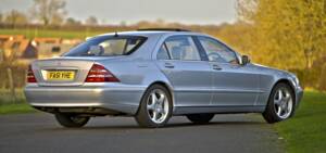 Image 5/50 de Mercedes-Benz S 500 L (2001)