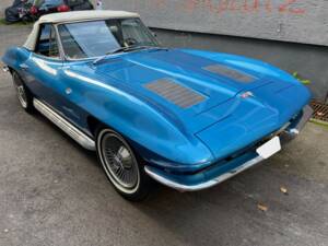 Image 6/20 of Chevrolet Corvette Sting Ray Convertible (1963)