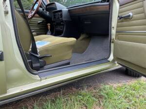 Image 55/100 de BMW 528i (1980)