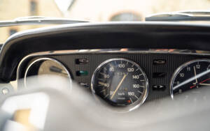 Image 67/88 of Peugeot 404 Coupé (1968)