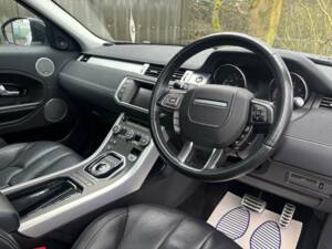 Image 2/26 of Land Rover Range Rover Evoque TD4 (2015)