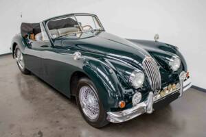 Image 1/8 of Jaguar XK 140 DHC (1956)