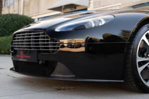 Image 16/83 de Aston Martin V12 Vantage (2009)