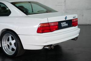 Immagine 13/50 di BMW 850i (1990)