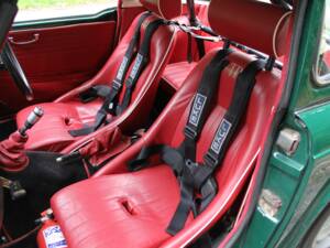 Image 13/18 of Triumph TR 4 (1962)