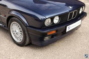 Image 79/82 of BMW 325ix (1989)