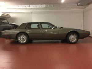Image 1/39 de Aston Martin Lagonda (1982)