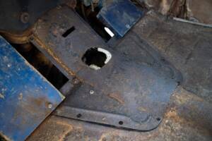 Image 93/134 of Ford V8 (1937)