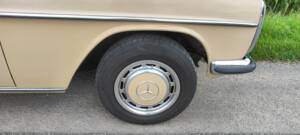 Bild 38/59 von Mercedes-Benz 230&#x2F;4 (1974)