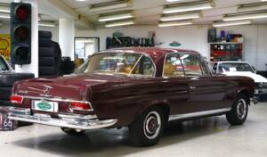 Bild 6/39 von Mercedes-Benz 220 SE b (1964)