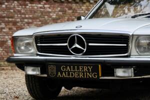Bild 26/50 von Mercedes-Benz 280 SL (1977)