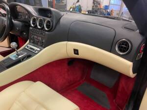 Afbeelding 23/42 van Ferrari 550 Maranello (1998)