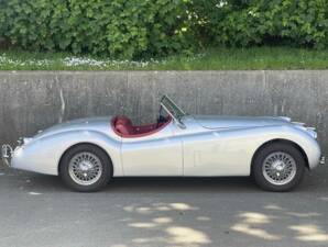 Afbeelding 2/12 van Jaguar XK 120 SE OTS (1954)