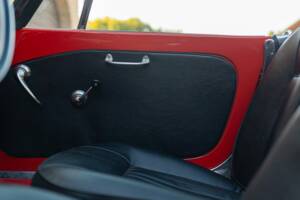 Image 48/50 of Alfa Romeo Giulia 1600 Spider (1964)