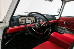 Bild 5/18 von Peugeot 404 (1963)