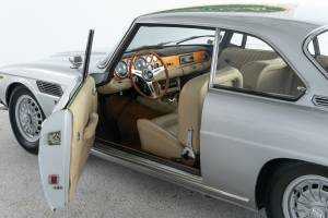 Image 31/48 of ISO Rivolta 300 (1966)