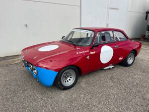 Immagine 2/21 di Alfa Romeo 1750 GT Veloce (1970)
