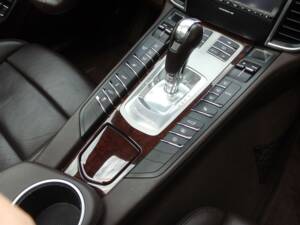Bild 47/98 von Porsche Panamera Turbo (2009)