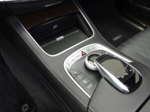 Bild 21/99 von Mercedes-Benz Maybach S 500 (2015)
