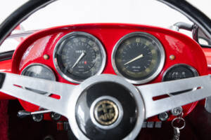 Bild 11/40 von Alfa Romeo 2000 Spider (1961)