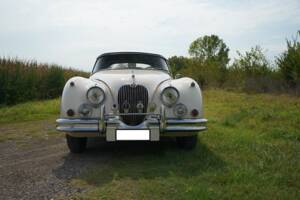 Immagine 2/58 di Jaguar XK 150 3.4 S OTS (1958)
