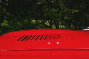 Image 10/50 of MG MGB GT V8 (1977)