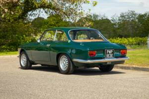 Imagen 41/50 de Alfa Romeo Giulia 1600 Sprint GT Veloce (1968)