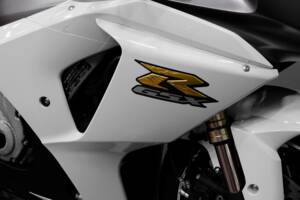 Bild 17/21 von Suzuki DUMMY (2010)