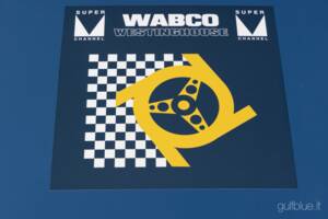 Image 25/44 of Alfa Romeo 75 3.0 V6 QV (1989)