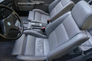 Imagen 23/24 de BMW 325i (1989)