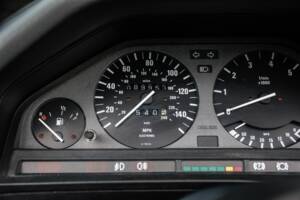 Immagine 18/28 di BMW 318i (1993)