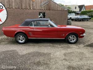 Bild 50/50 von Ford Mustang 289 (1966)