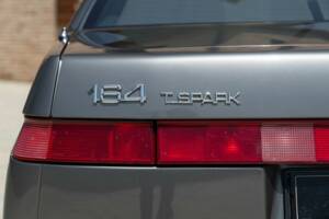 Image 21/50 de Alfa Romeo 164 2.0 (1991)