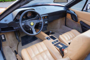 Image 3/50 de Ferrari 328 GTS (1989)